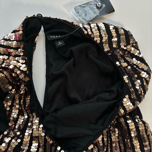 Torrid Sequin Trapeze A-Line Dress - Champagne Metallic - Size 4 - Picture 5 of 11